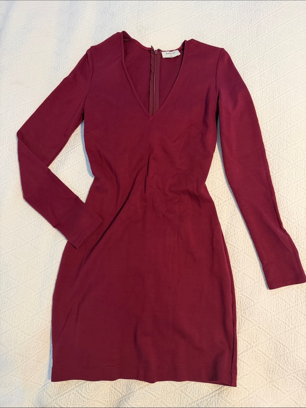 Aritzia Babaton Long Sleeve V-Neck Bodycon Dress in Burgundy